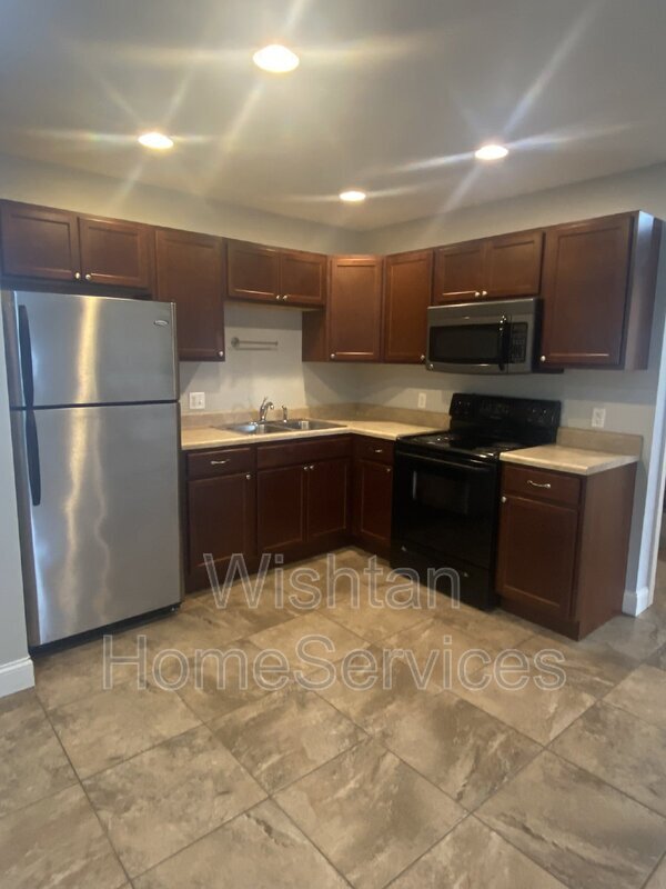 Photo - 524 W Murray St Unidad Apt B