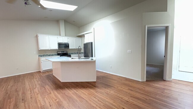 Photo - 3 Bedroom, 2 Bathroom Duplex in North Gig Harbor
