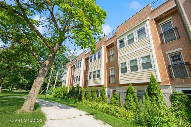 Photo - 10428 S Walden Pkwy Townhome