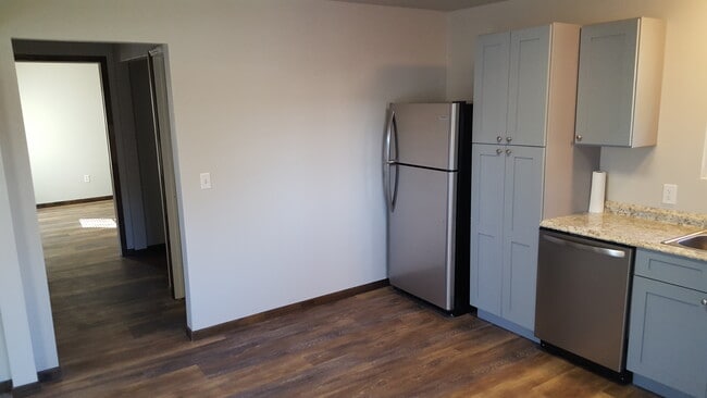 Photo - 1145 N 3rd St