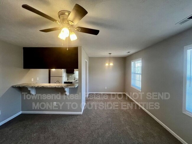 Photo - 1425 Ireland Dr