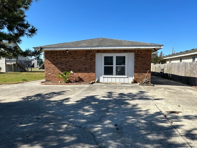 Photo - 095-Ward Unidad B