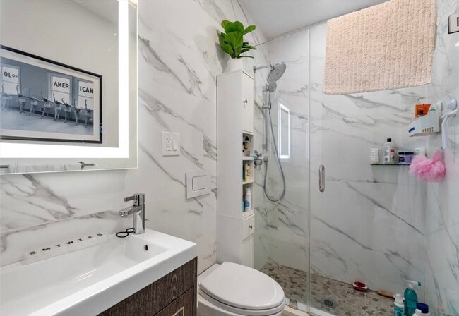 Photo - 18 Grove St Unidad 3