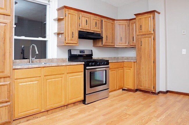 Photo - 12 Payson Ave