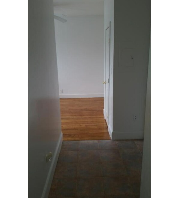 Photo - 195 Park Dr