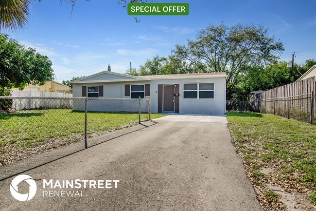 Building Photo - 800 N 64th Ave Rental