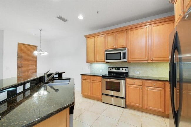 Photo - 1253 Blessing St