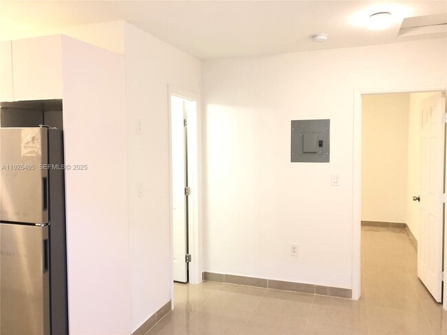 Photo - 2463 NE 183rd St Unit 2