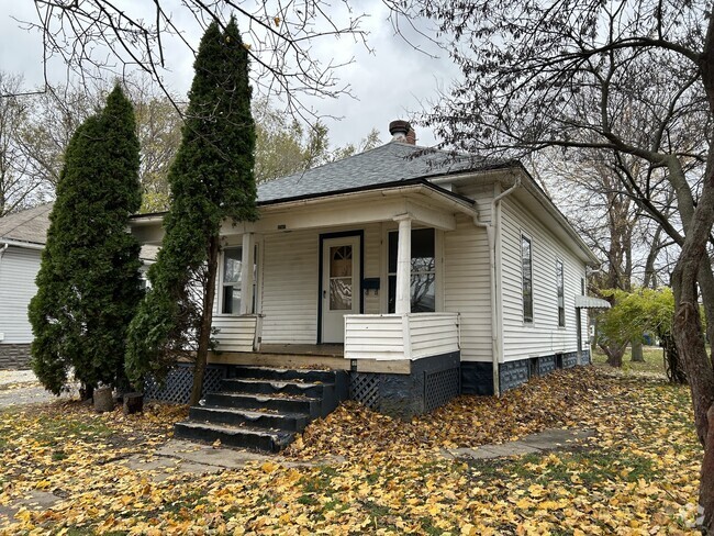 Building Photo - 506 W Washington St Rental