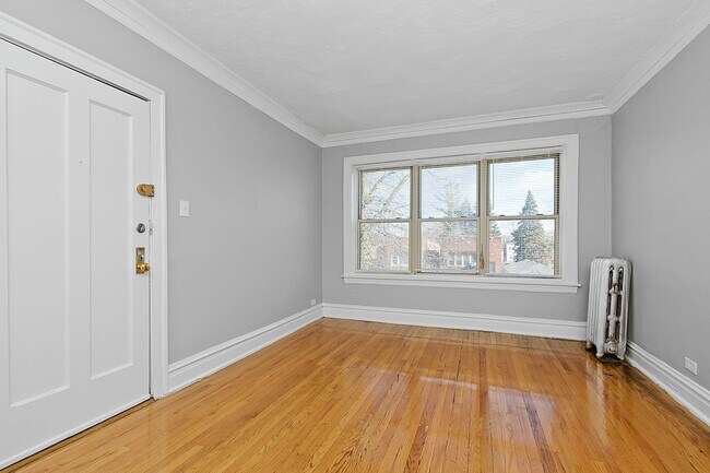 Photo - 72nd/ Michigan