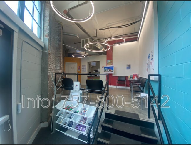Building Photo - Fort Tar Lofts