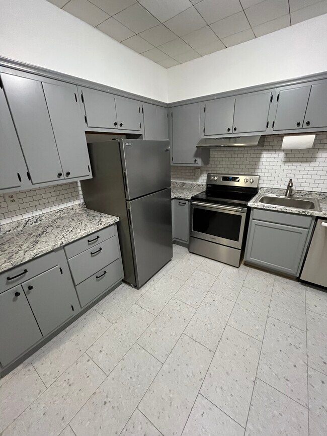 Photo - 260 N Enola Dr Unidad 1