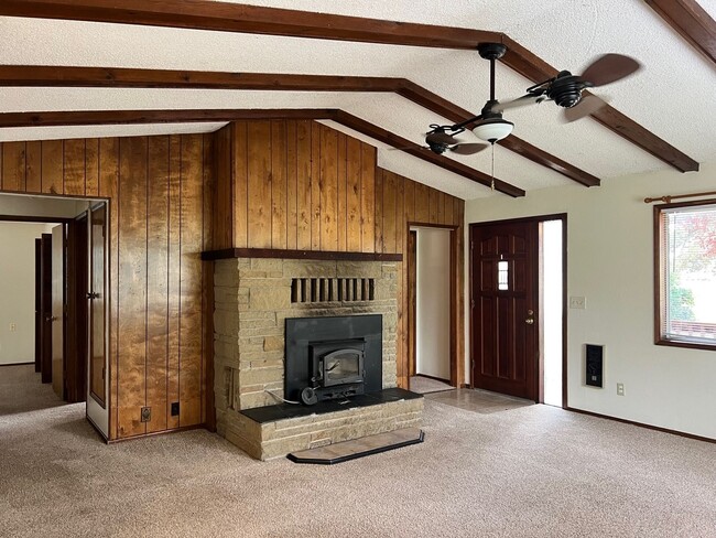 38355-38385 Weirich Dr Unit 38355 WEIRICH DR.