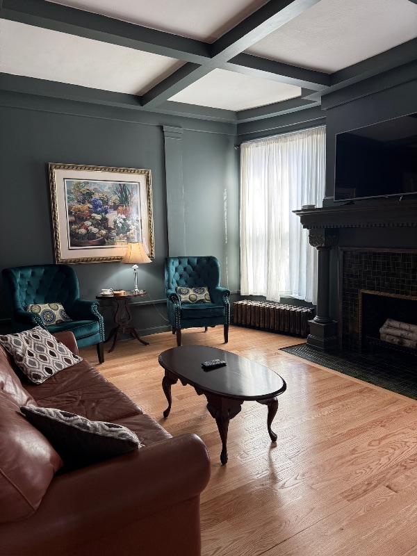 Photo - 701 N Lincoln St