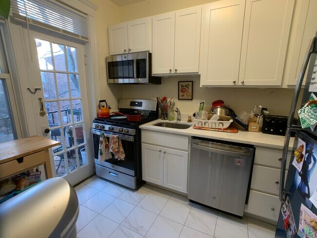 Photo - 34 Orkney Rd Unit 9
