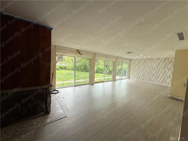 Photo - 3776 Dorset Dr