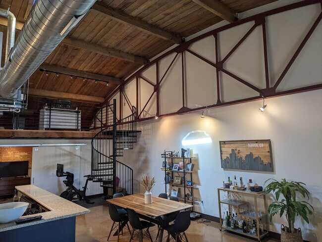 Photo - 1610 E 26th Ave