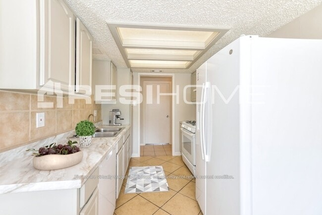 Photo - 220 Milas Ln