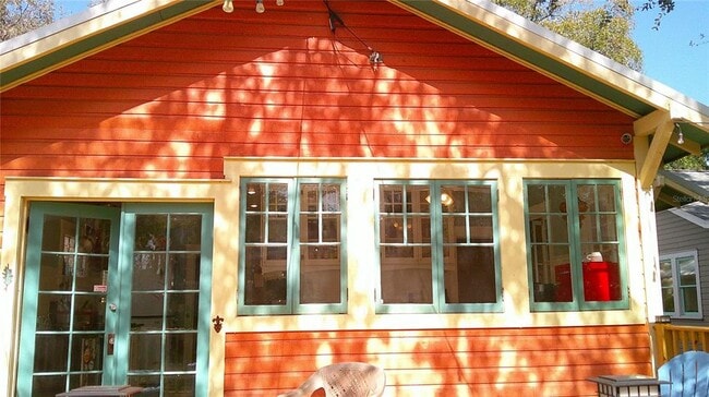 Photo - 303 E Plymouth St