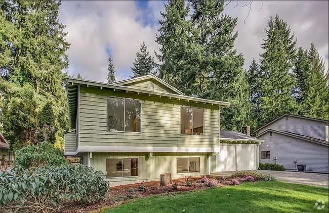Building Photo - Spacious 5BR Home in Wild Tree – Ideal for...