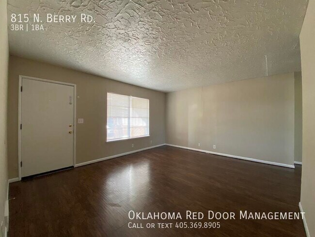 Photo - 815 N Berry Rd