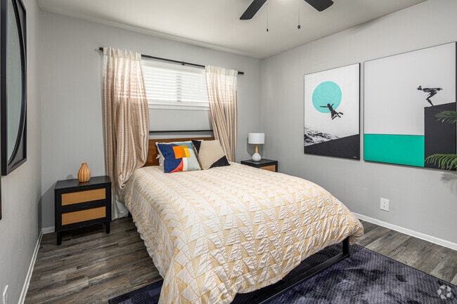 1BR, 1BA - 618SF - Bedroom