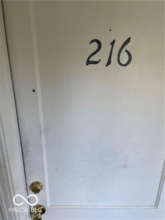 Photo - 216 N 6th Ave