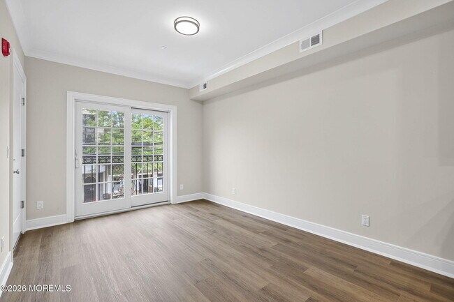 Photo - 112 Brighton Ave Unit 2B
