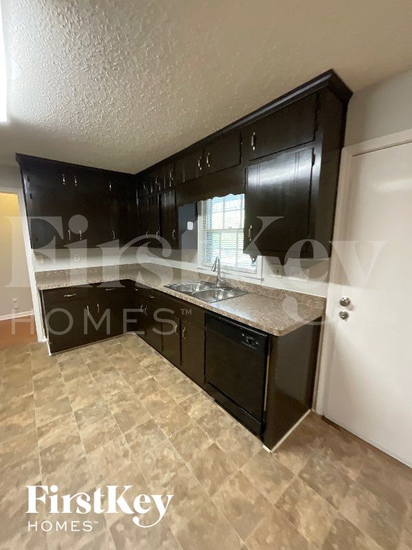 Photo - 1393 Panola Rd