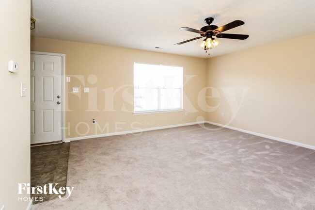 Photo - 802 Almora Dr