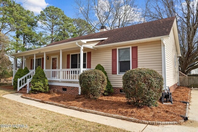Building Photo - 1303 Cedar Ln Rental