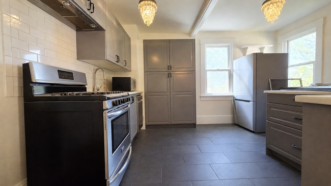 Photo - 576 Trapelo Rd Unit 2