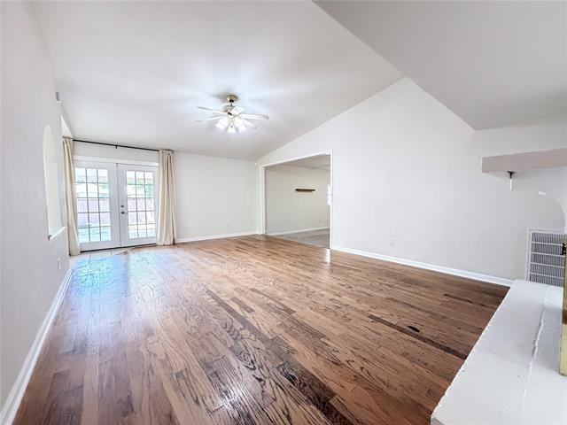 Photo - 407 Ivy Way