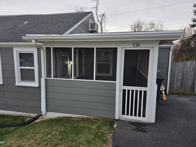 Photo - 116 Sixth Avenue