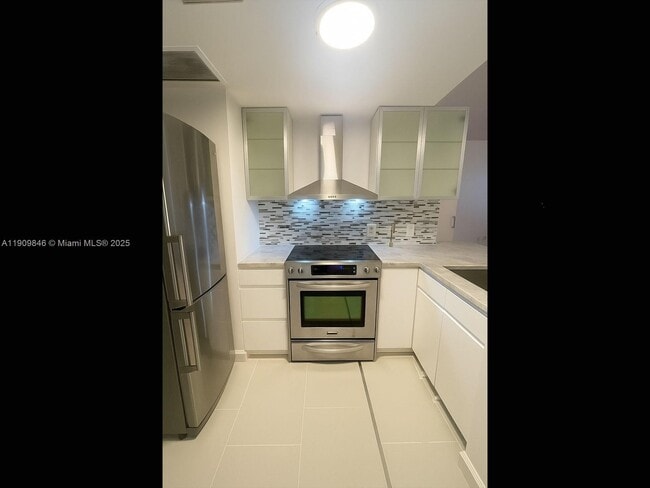 Building Photo - 1242 Drexel Ave Unit 103