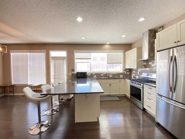 Photo - 301 Auburn Meadows Blvd SE