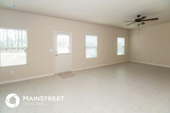 Photo - 75 Michelle Wy