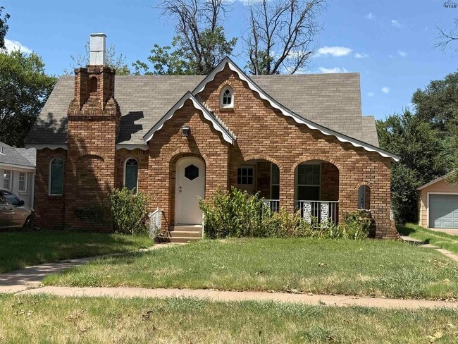 Building Photo - 2014 Victory Ave Rental