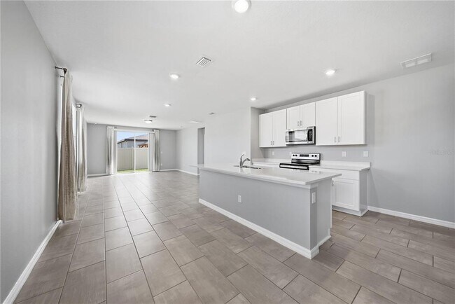 Photo - 3132 Shelter Way