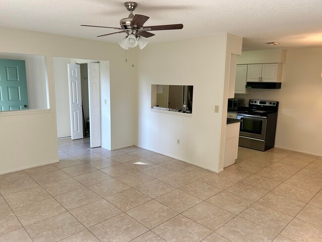 Photo - 4114 NW Cinnamon Tree Cir