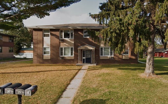 Building Photo - 2624 Lavender Ln Unit Apt 3