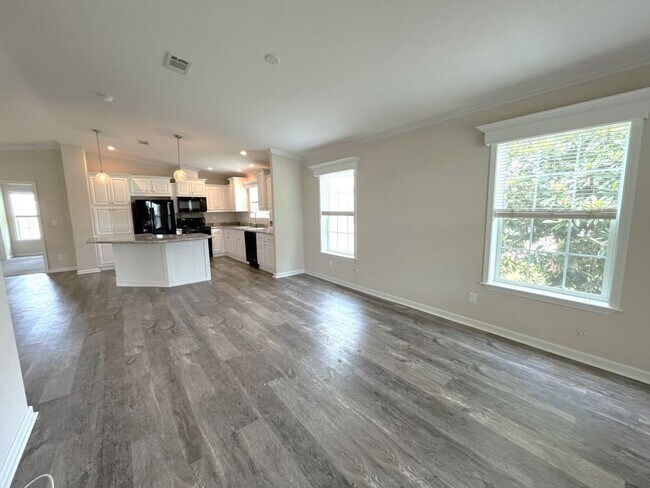 Photo - 146 Highland Dr