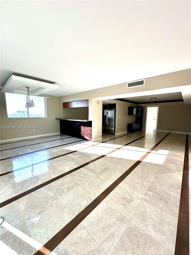 Photo - 1800 N Bayshore Dr Unit 2315