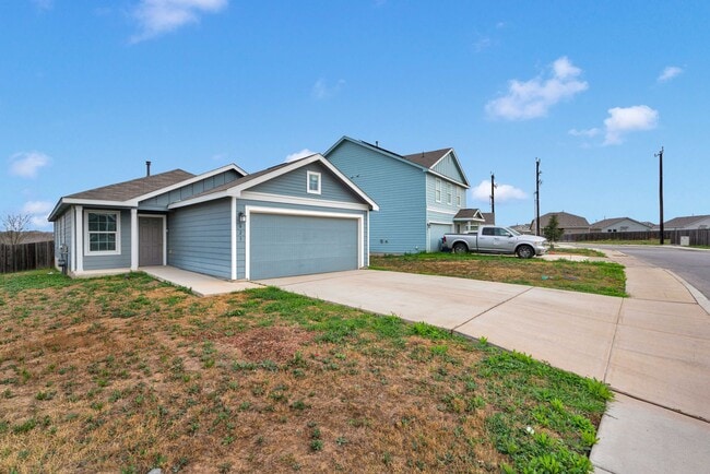 Photo - Charming 3 Bed 2 Bath Home in Mission Del Lago