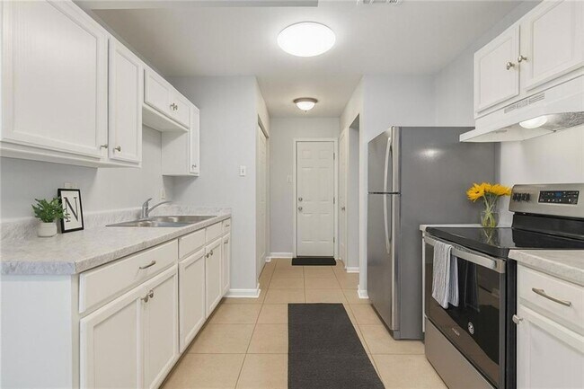 Photo - 7825 Dorsett Dr