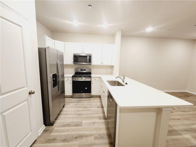 Photo - 1193 Susan Cir Townhome