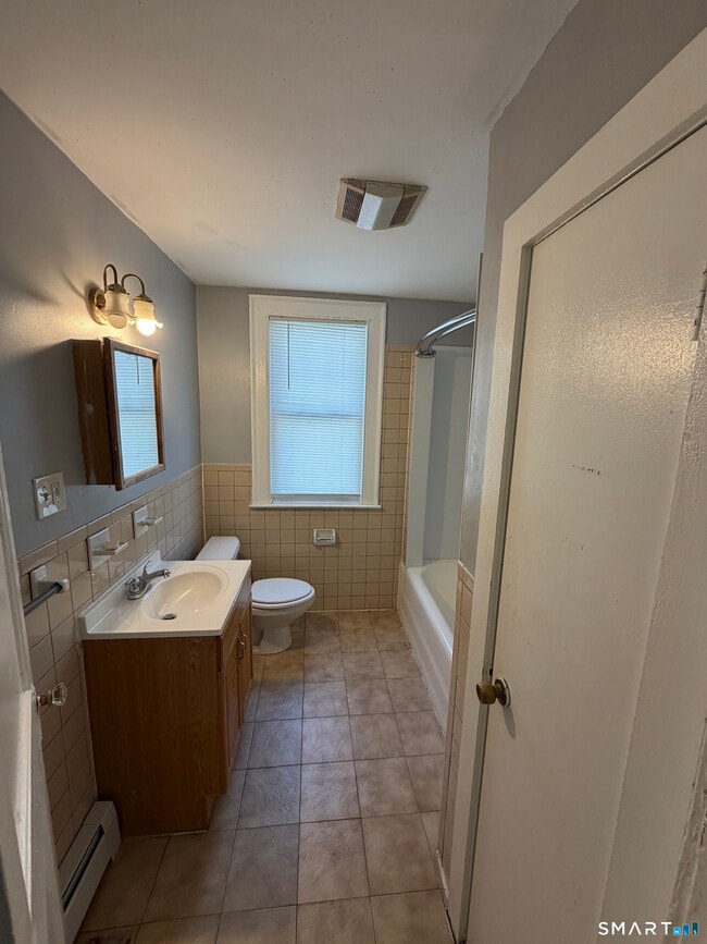 Photo - 257 Sheffield Ave