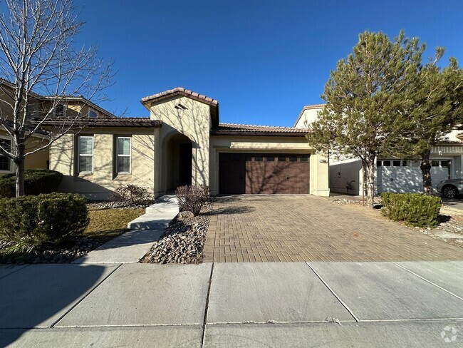 Building Photo - Beautiful home in South Meadows