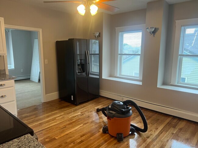Photo - 100 Loring Ave Unit 2