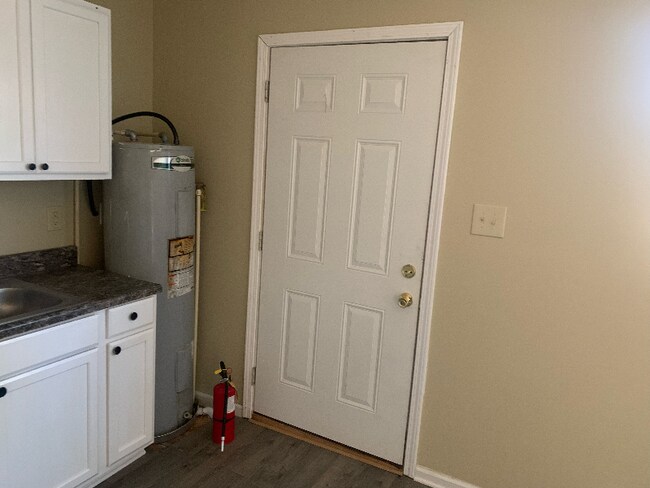 121 Stanback Ln